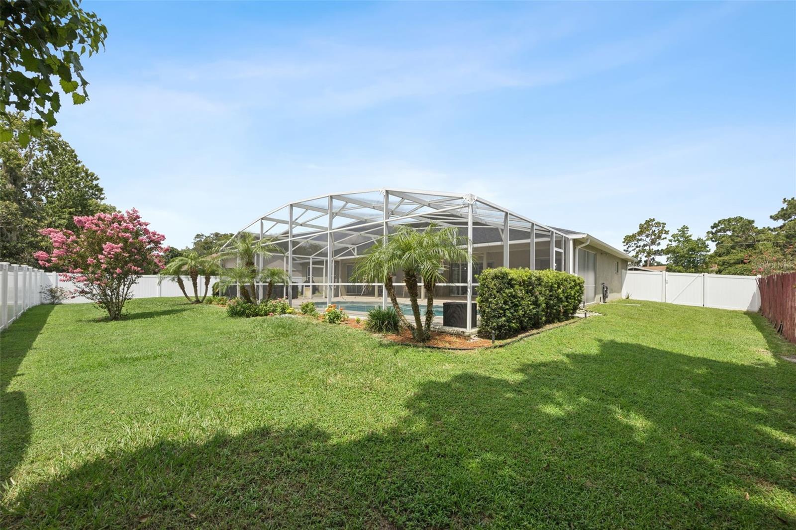LAKE MILLS SHORES - Residential