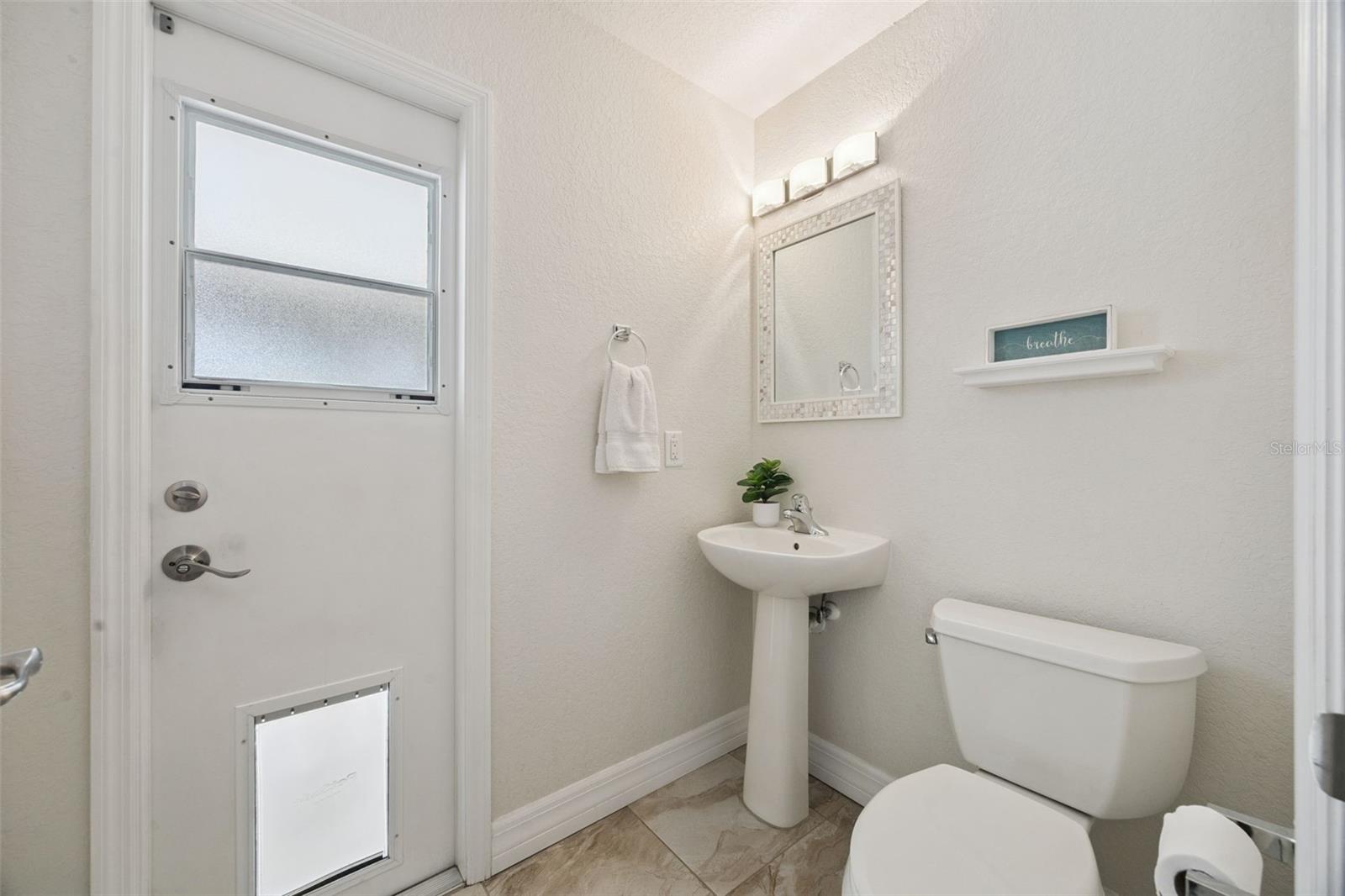 LAKE MILLS SHORES - Residential