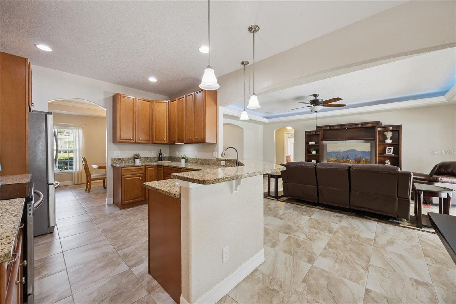 LAKE MILLS SHORES - Residential