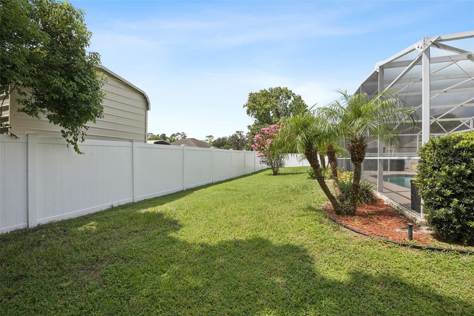 LAKE MILLS SHORES - Residential