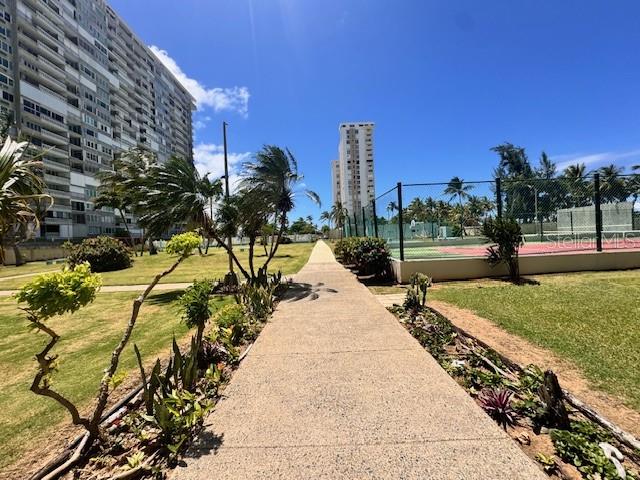 PLAYA AZUL - Residential Lease