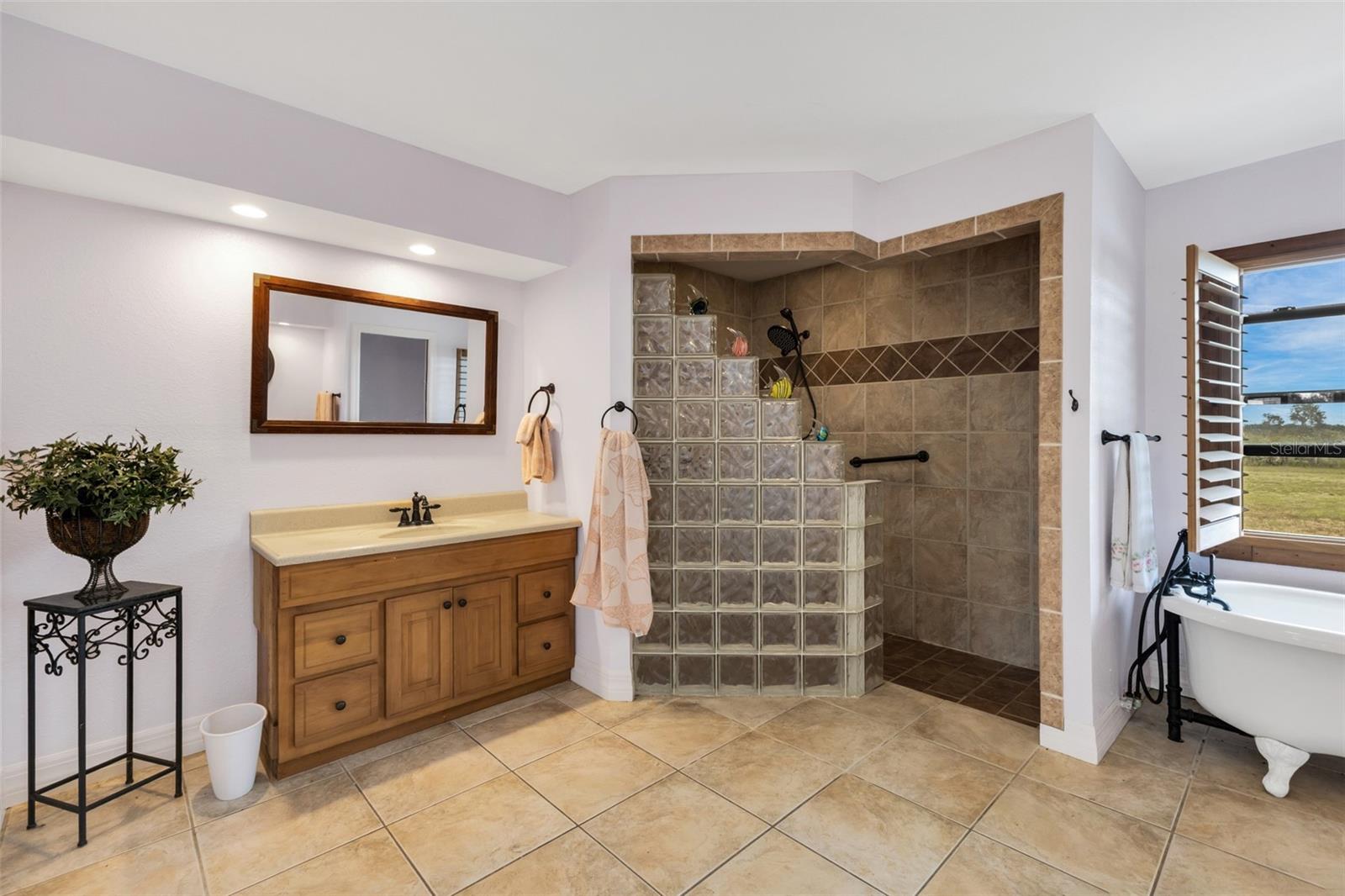 PUNTA GORDA - Residential