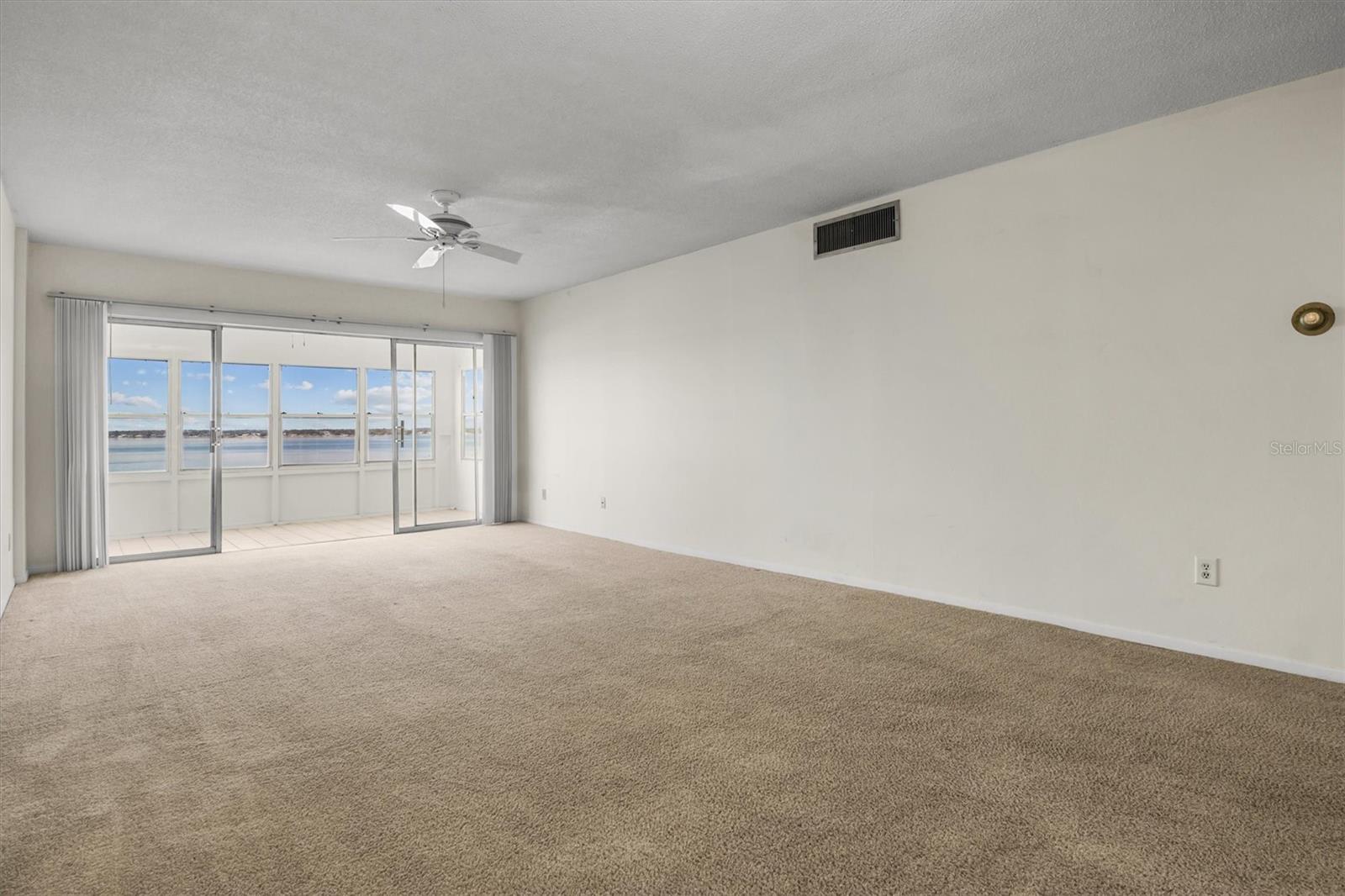 FOUNTAINHEAD CONDOS - Residential