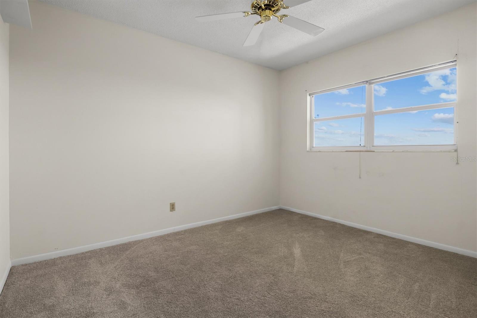 FOUNTAINHEAD CONDOS - Residential