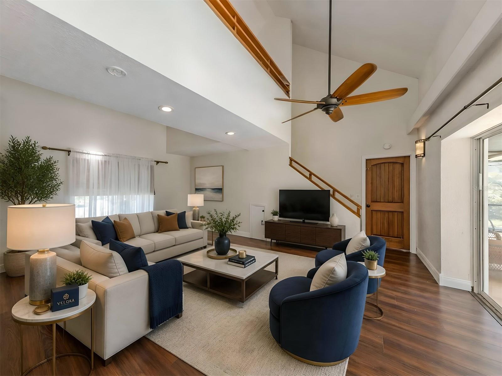SOUTH VENICE - Residential