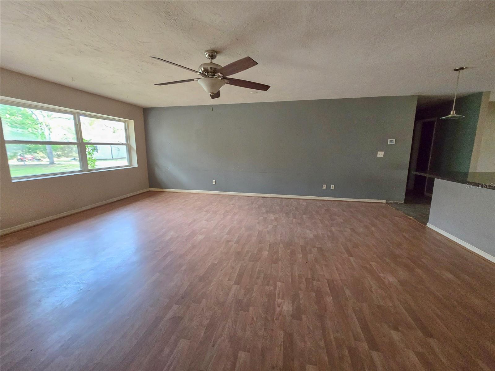 LEISURE ACRES - Residential