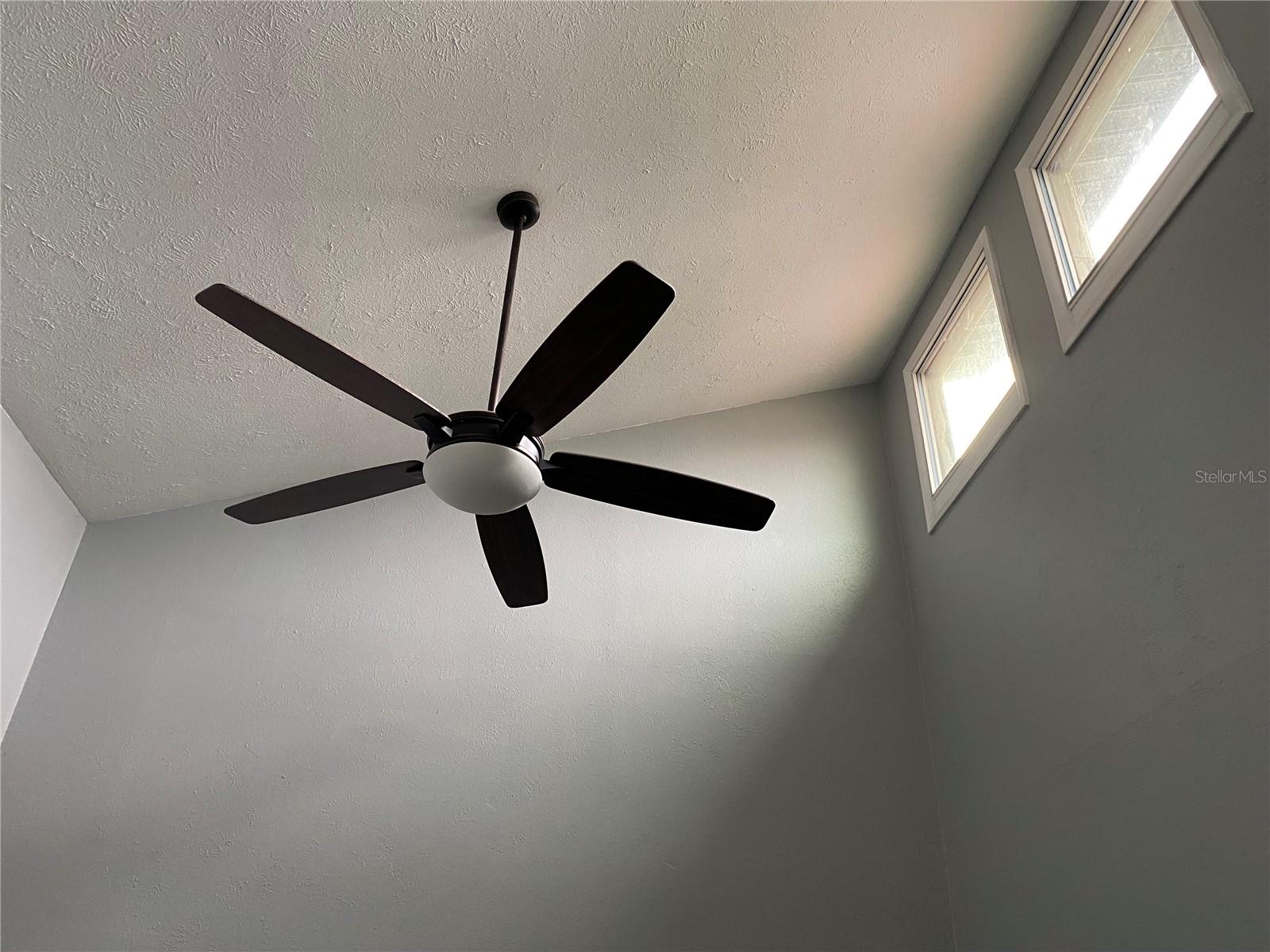 HIDDEN HOLLOW CONDO - Residential