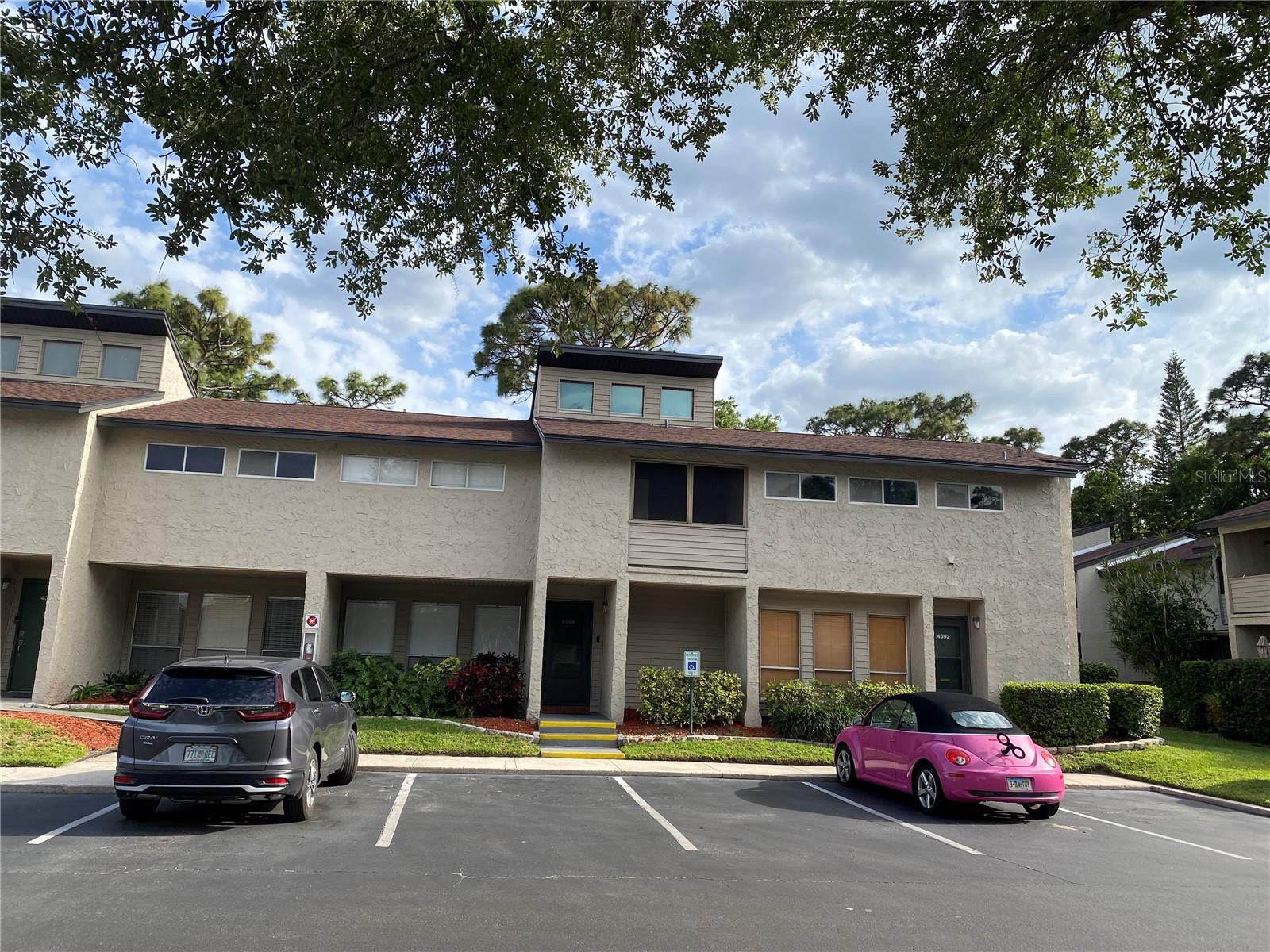 HIDDEN HOLLOW CONDO - Residential