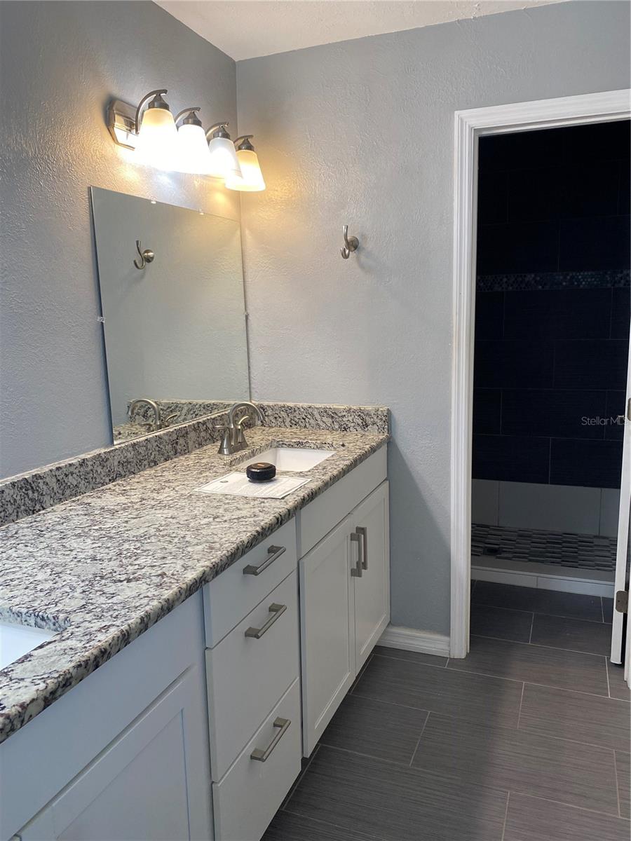 HIDDEN HOLLOW CONDO - Residential