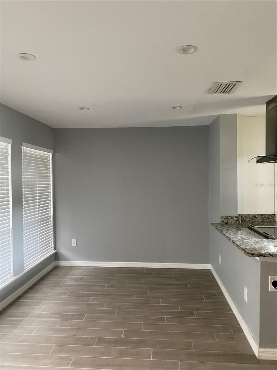 HIDDEN HOLLOW CONDO - Residential
