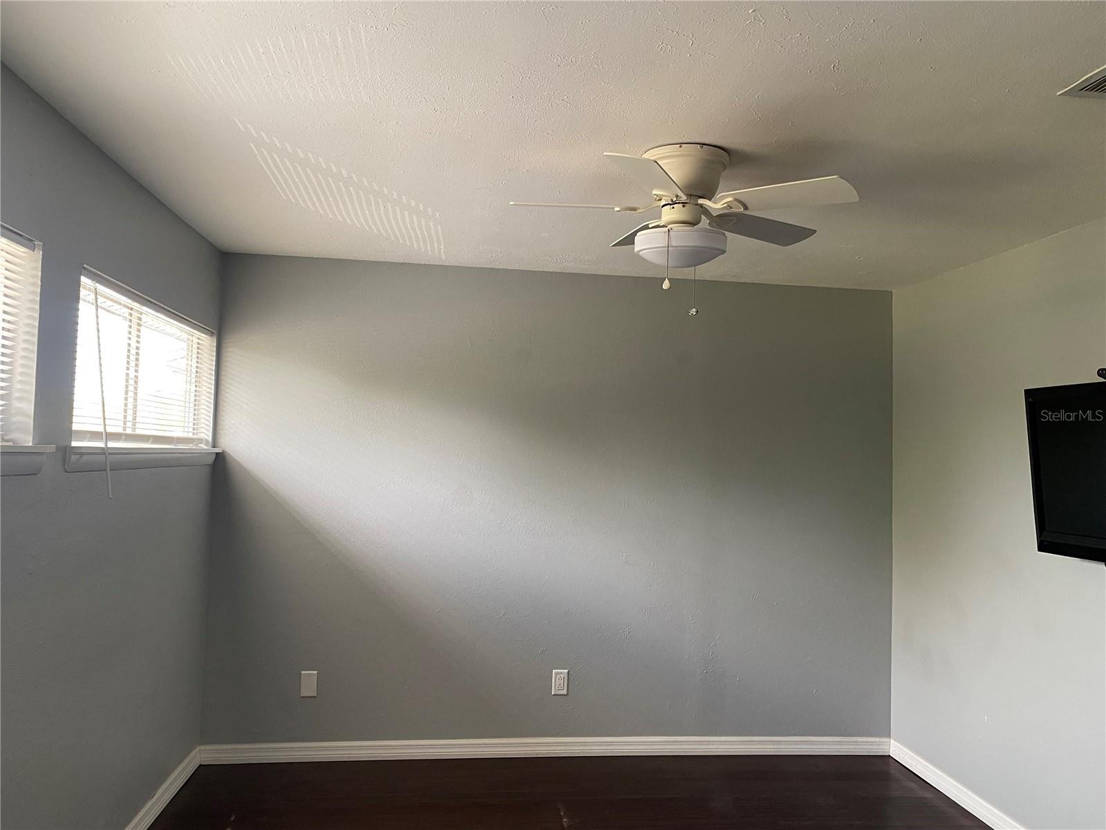 HIDDEN HOLLOW CONDO - Residential