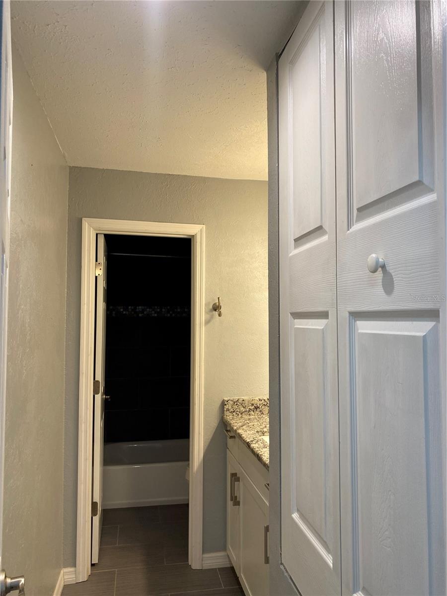 HIDDEN HOLLOW CONDO - Residential