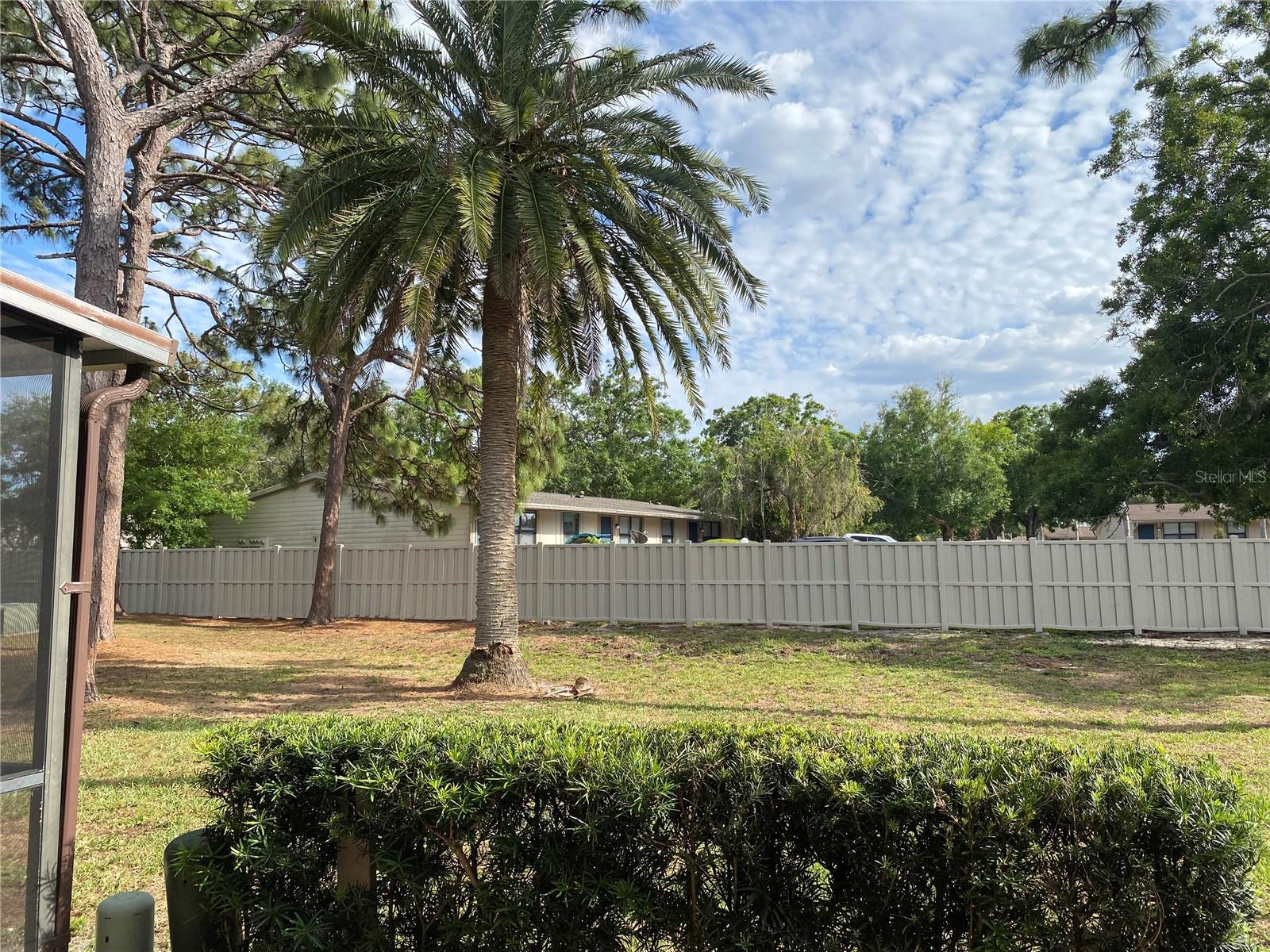 HIDDEN HOLLOW CONDO - Residential