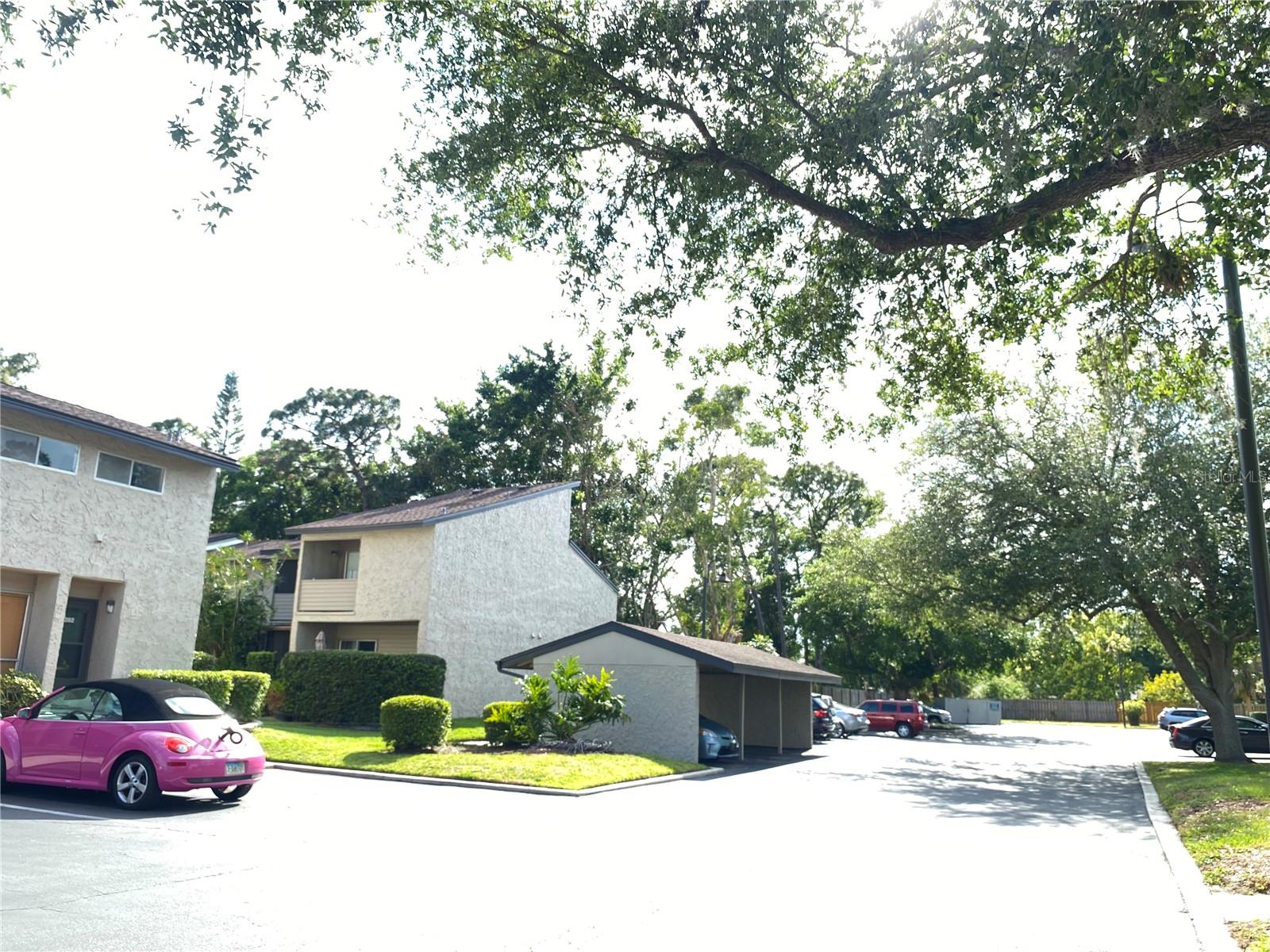 HIDDEN HOLLOW CONDO - Residential