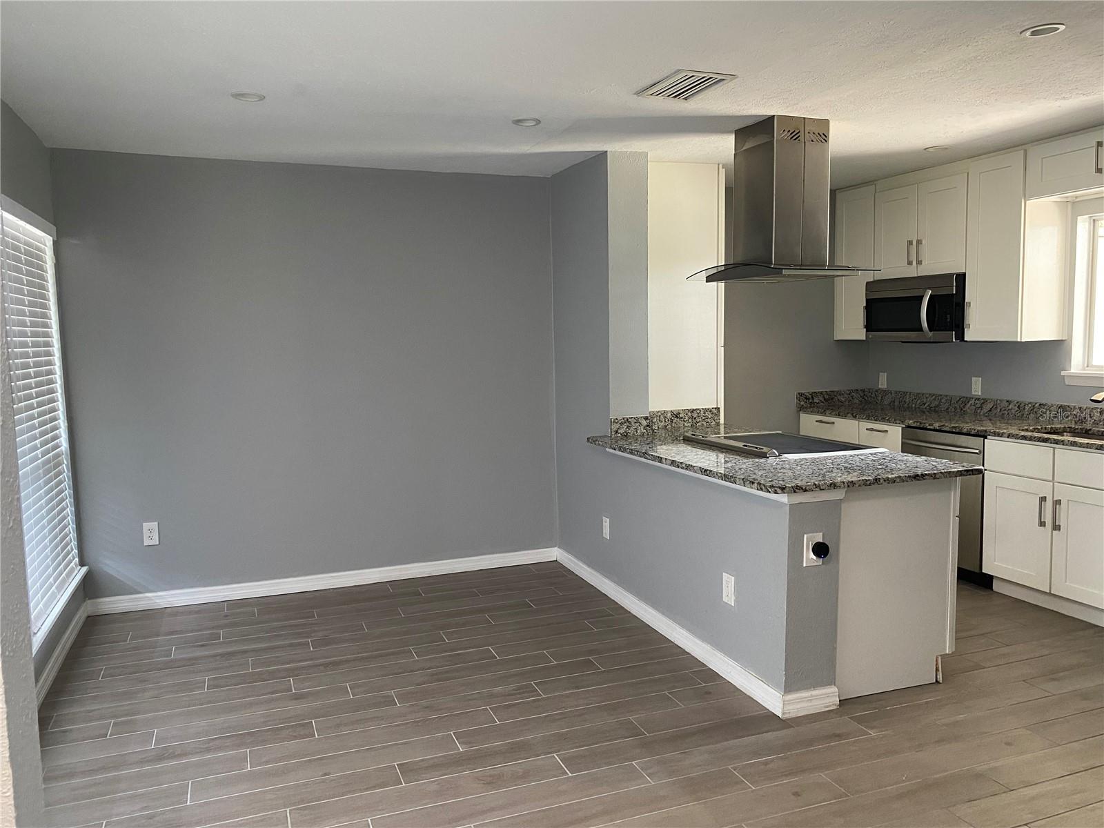 HIDDEN HOLLOW CONDO - Residential