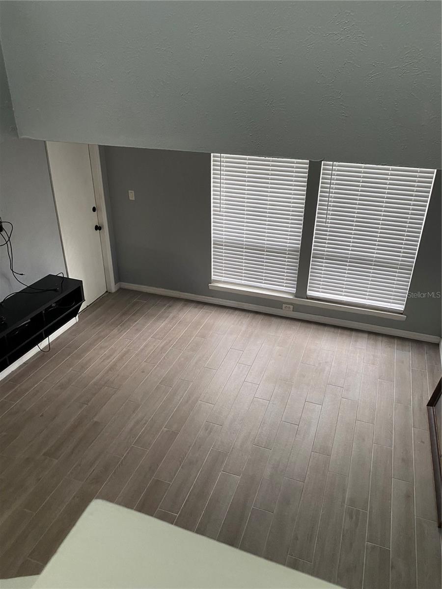 HIDDEN HOLLOW CONDO - Residential