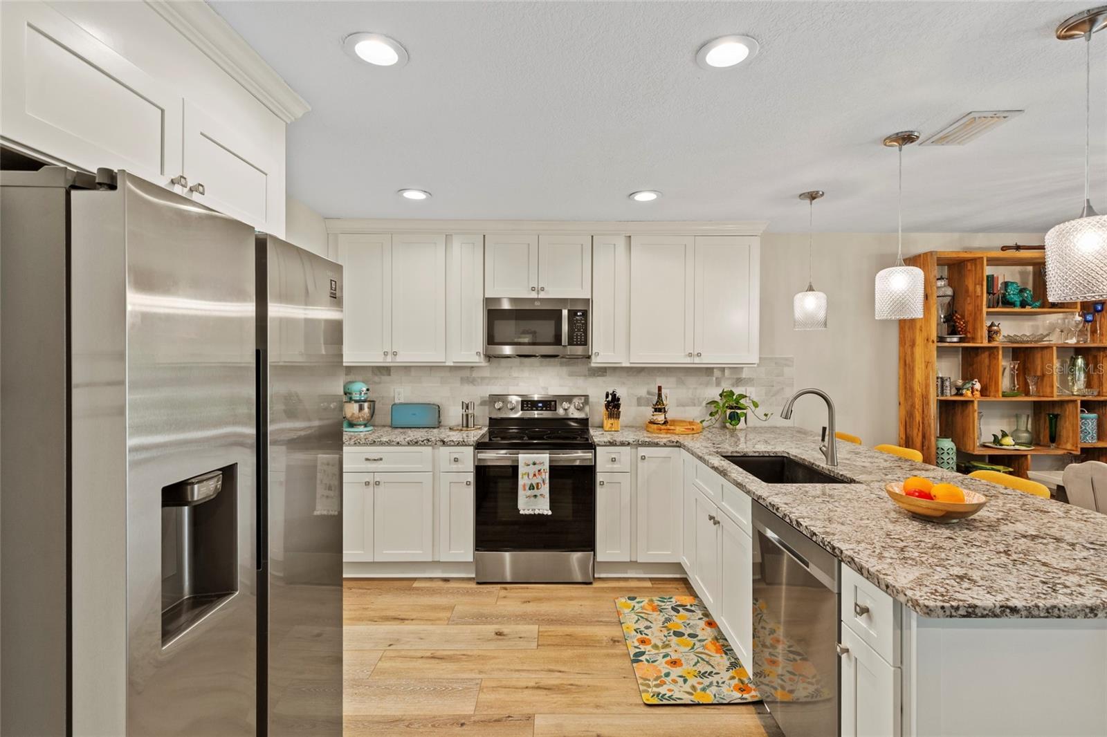 PALM-AIRE AT SARASOTA 7-B - Residential