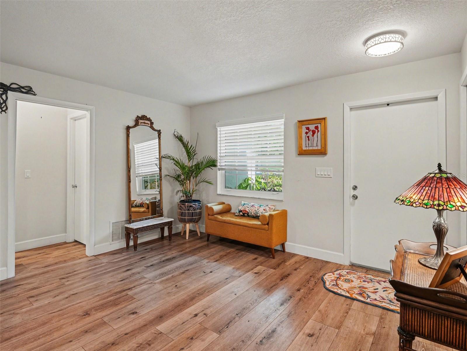 PALM-AIRE AT SARASOTA 7-B - Residential