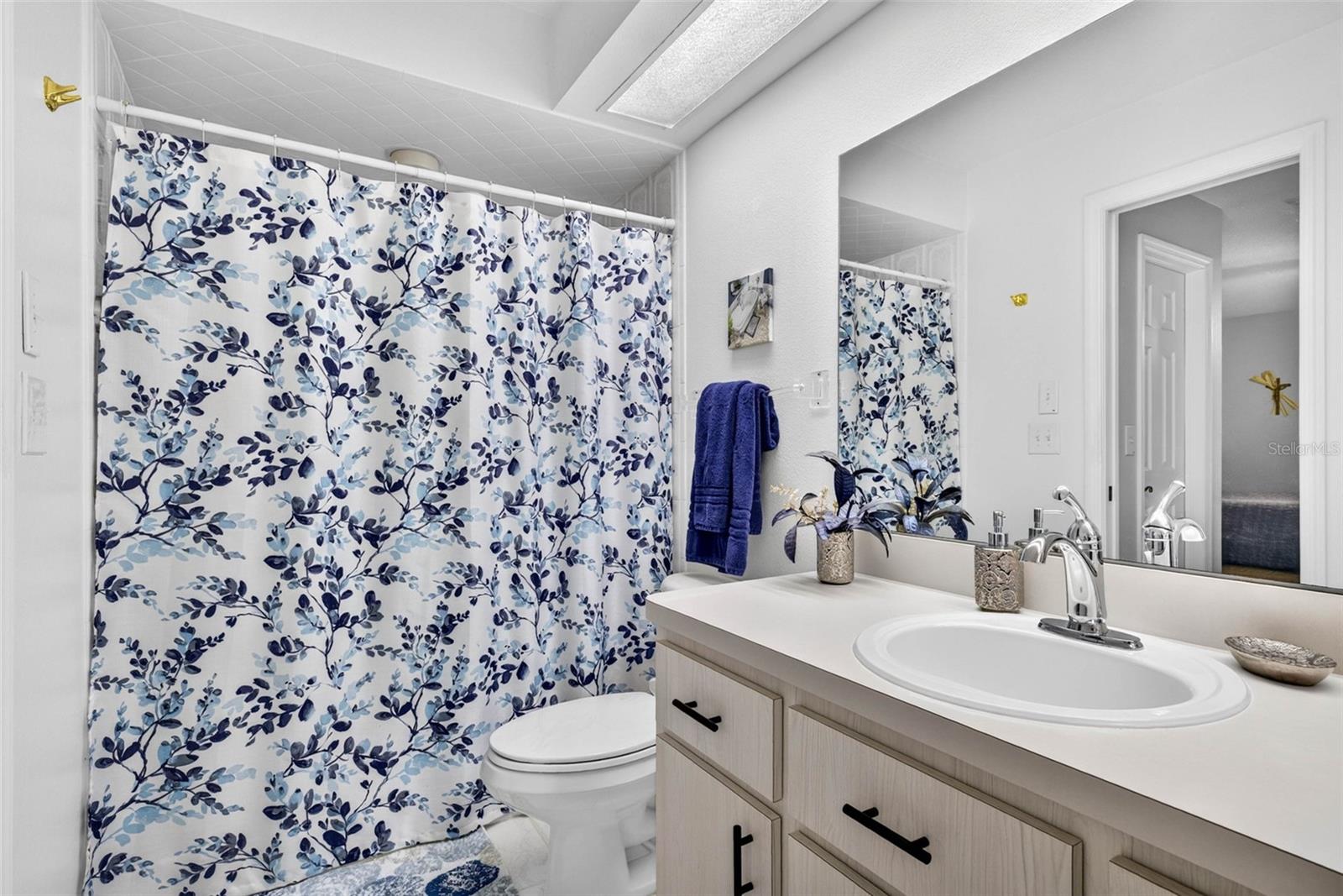 VILLA DEL RIO UNIT 3 - Residential