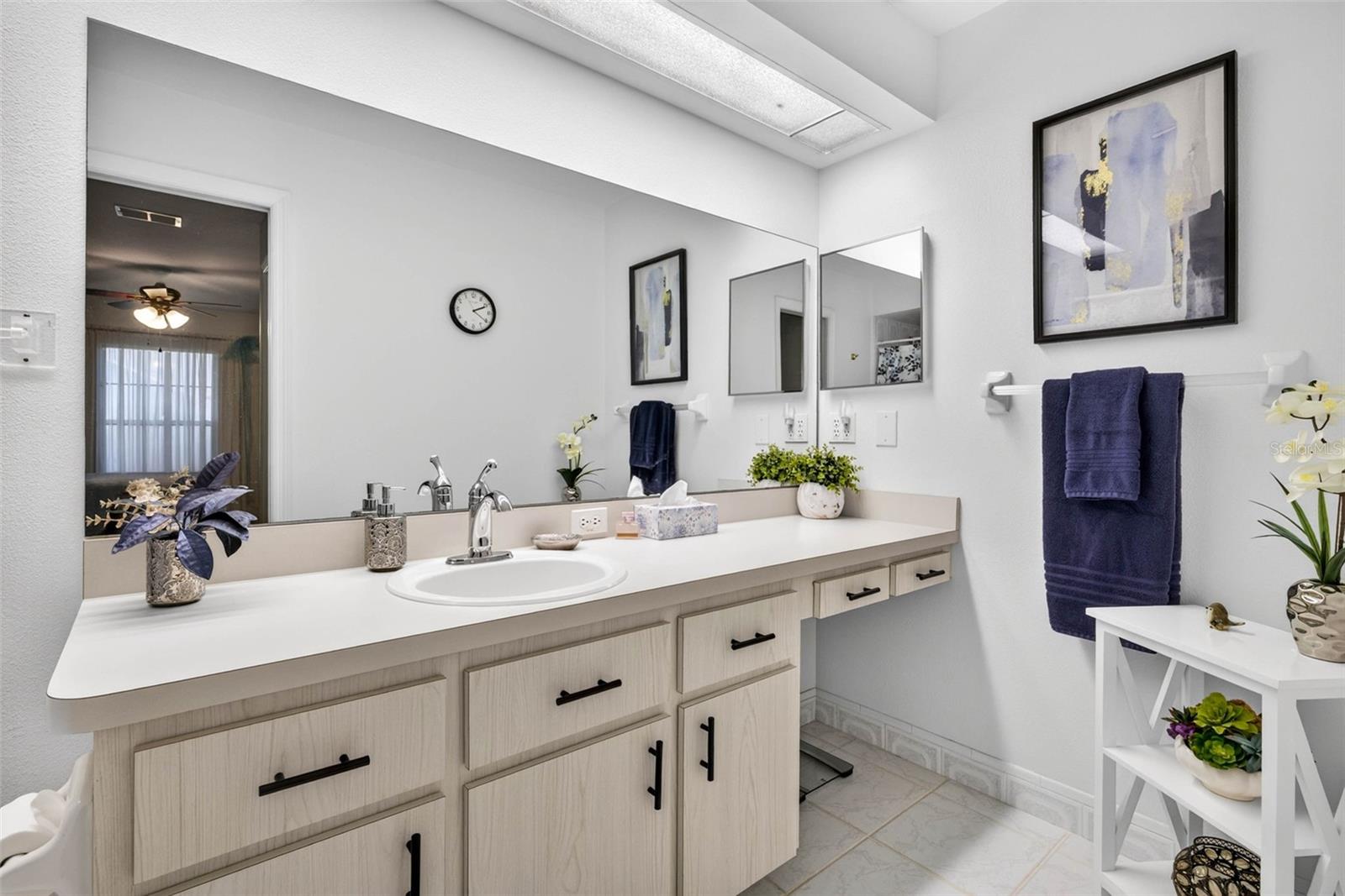 VILLA DEL RIO UNIT 3 - Residential