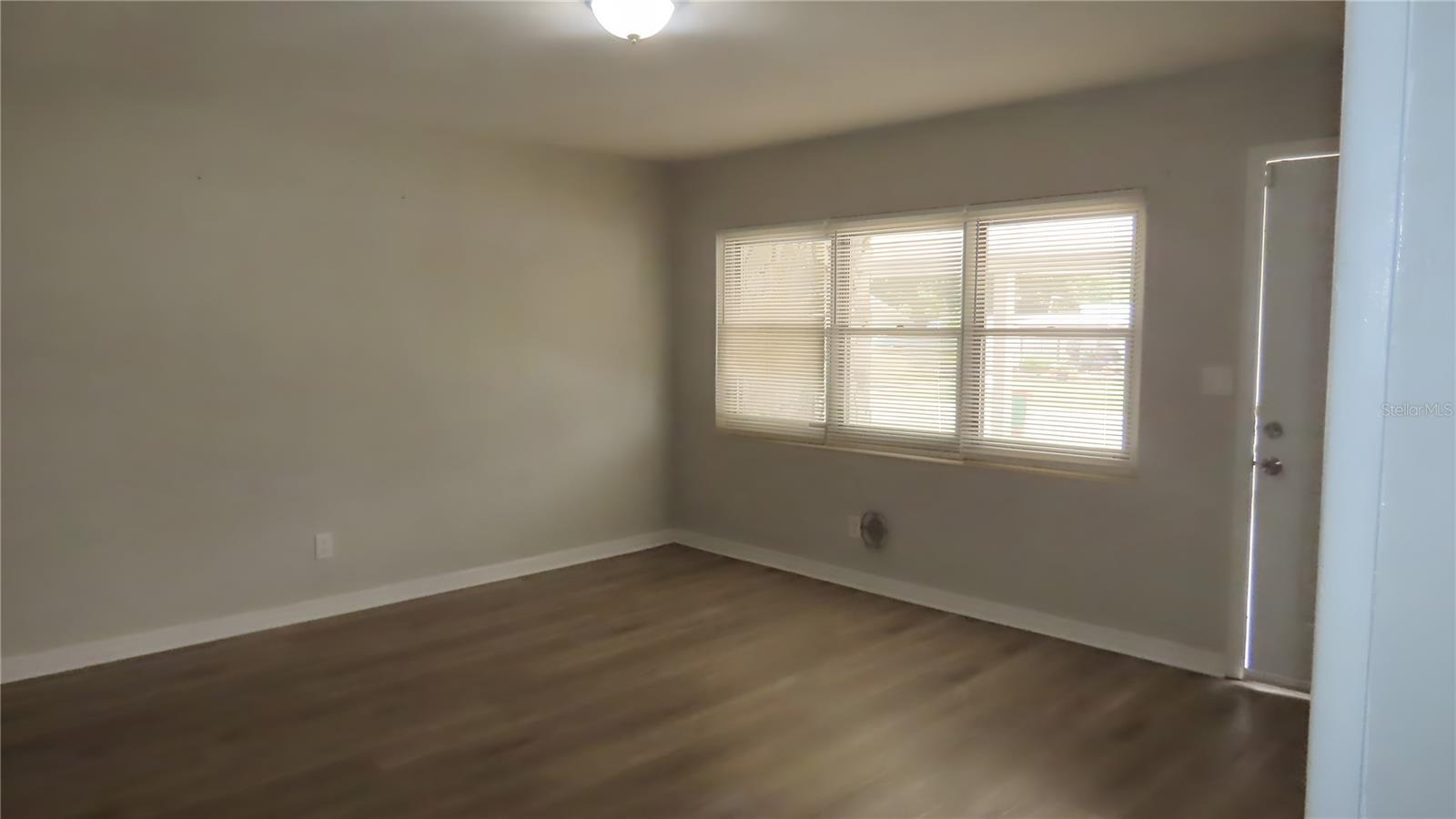 DON-ART ESTATES - Residential