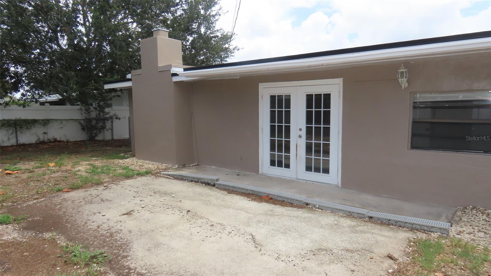 DON-ART ESTATES - Residential