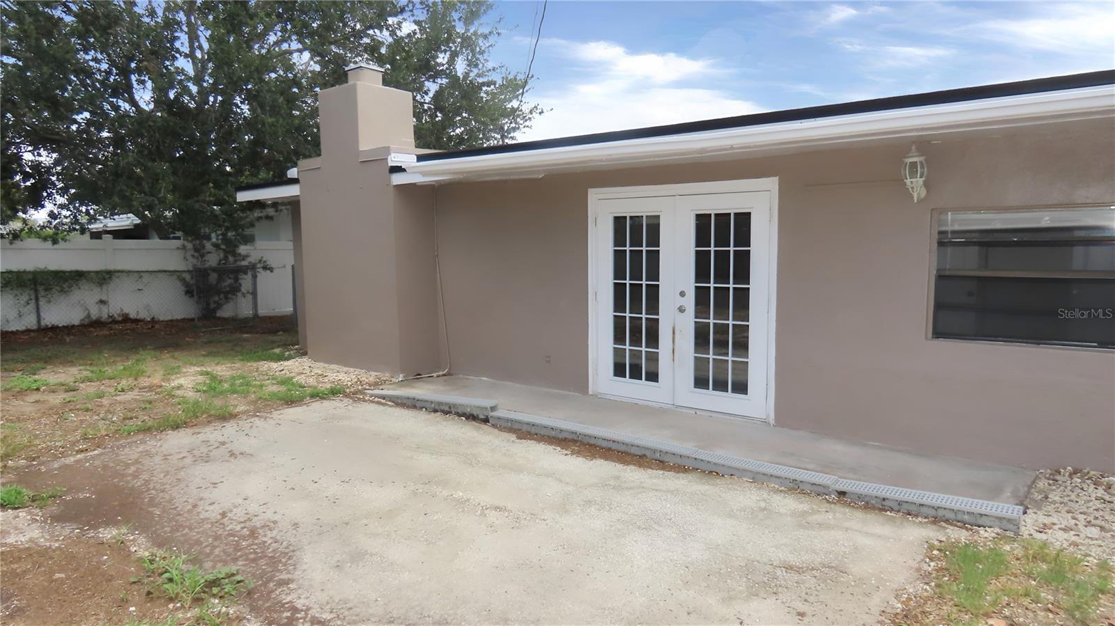 DON-ART ESTATES - Residential