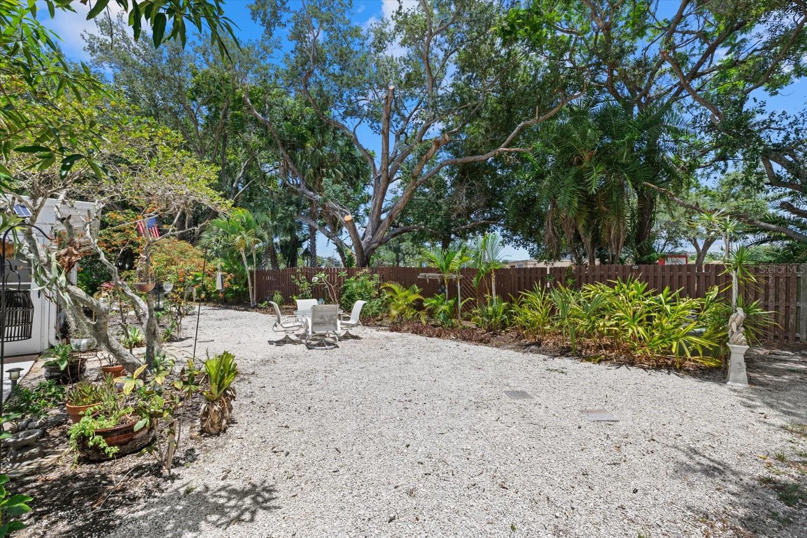 RIVER ISLES - Residential