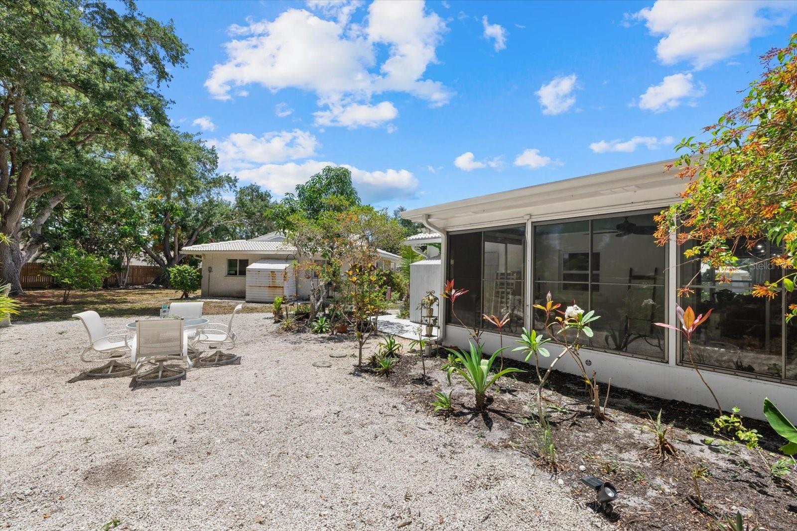 RIVER ISLES - Residential