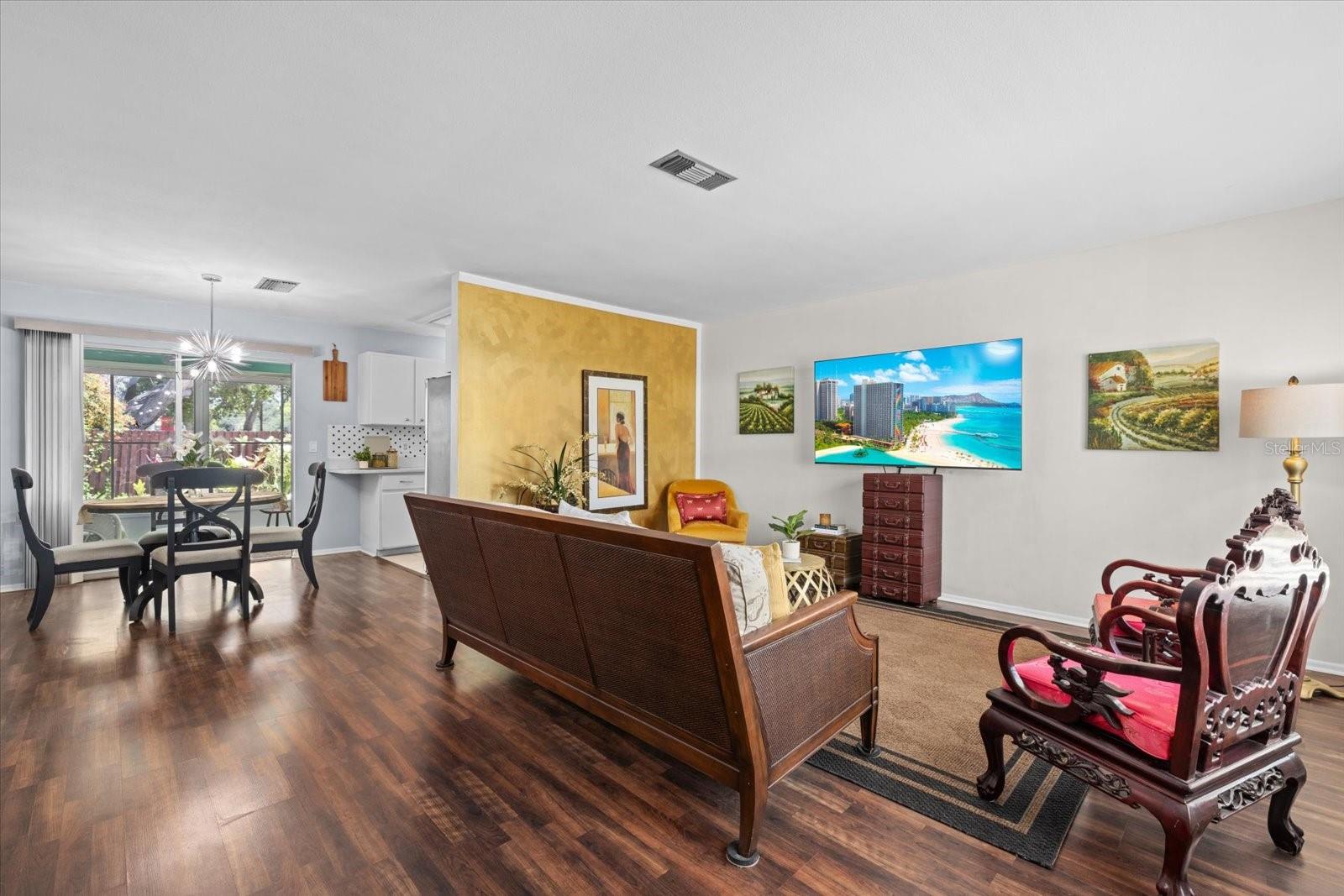 RIVER ISLES - Residential