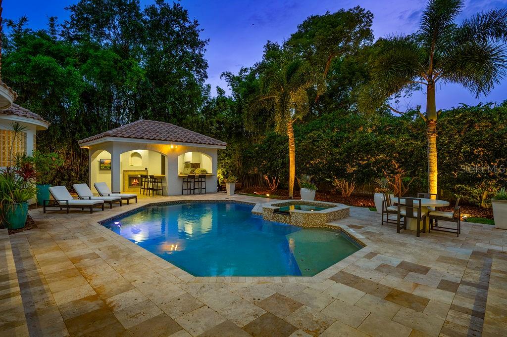 MAITLAND SHORES - Residential