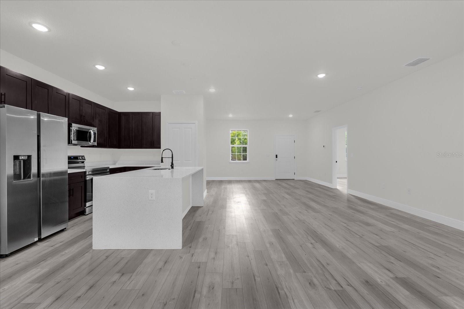 CITRUS SPGS UNIT 27 - Residential