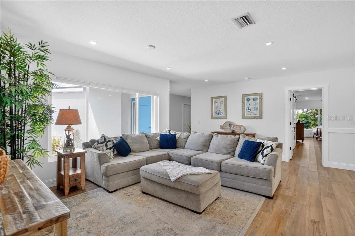 SOUTH SIDE PARK - Residential