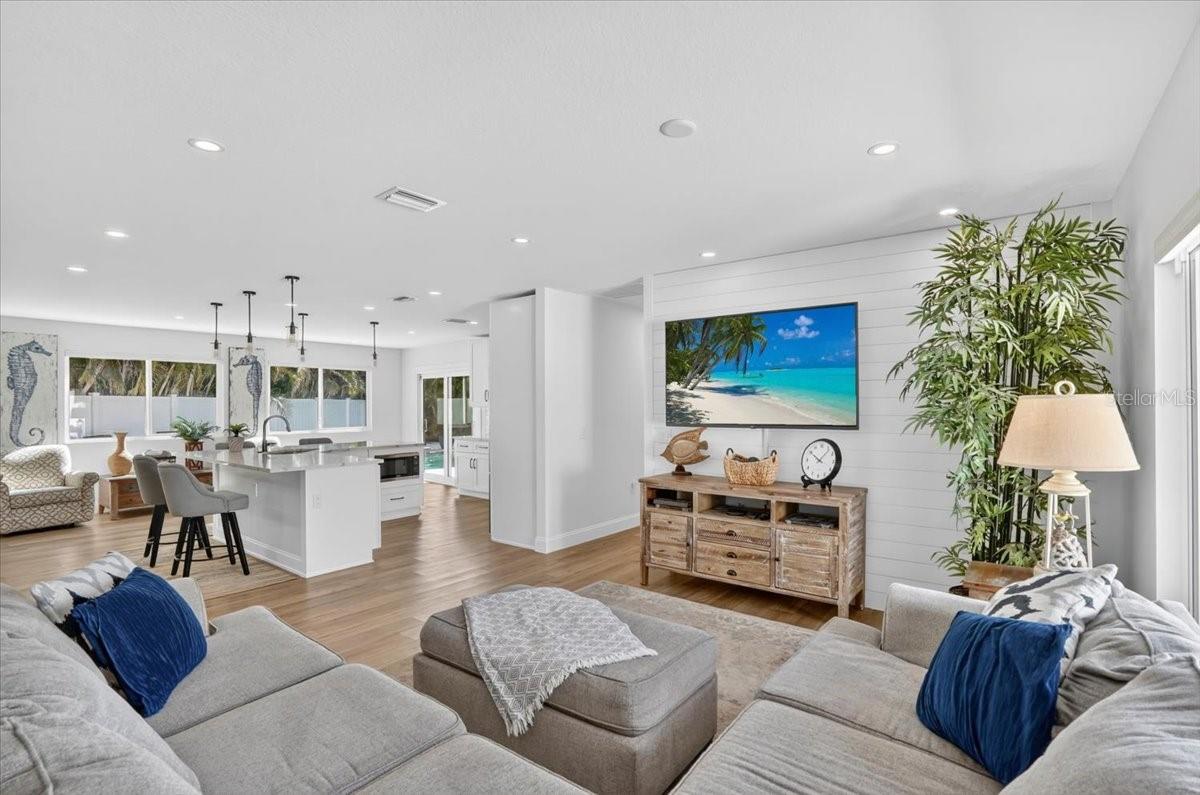 SOUTH SIDE PARK - Residential