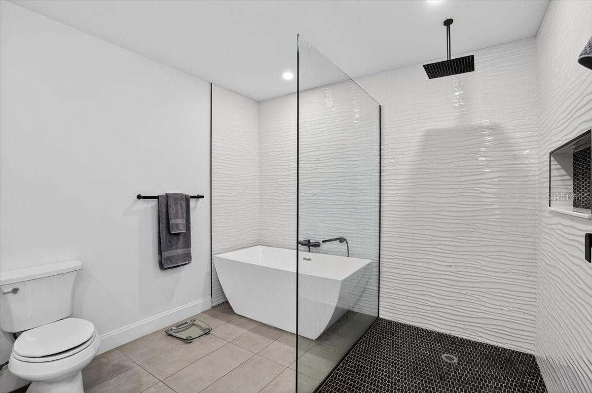 SOUTH SIDE PARK - Residential