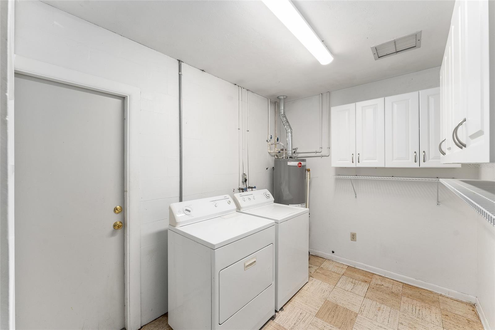 RENEWOOD - Residential