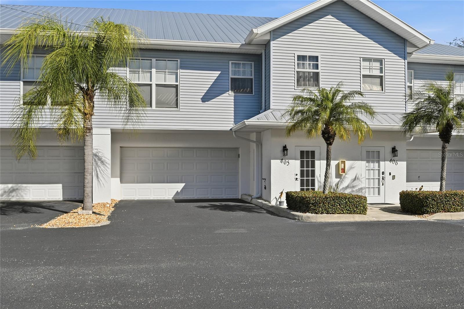 TOWNHOMES/CAPE HAZE - Residential