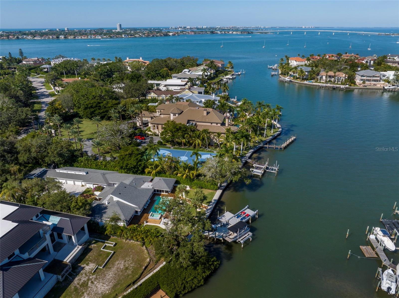 HARBOR ACRES - Residential