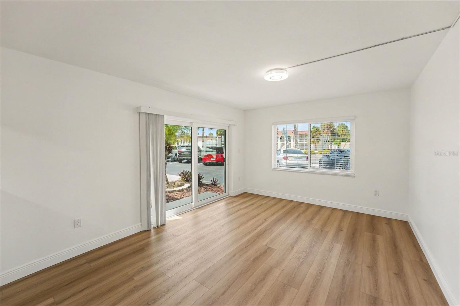 ANDALUSIAN CONDO - Residential