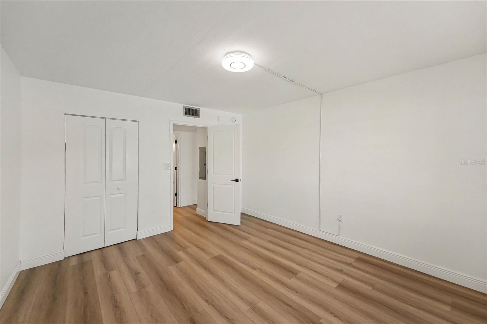 ANDALUSIAN CONDO - Residential