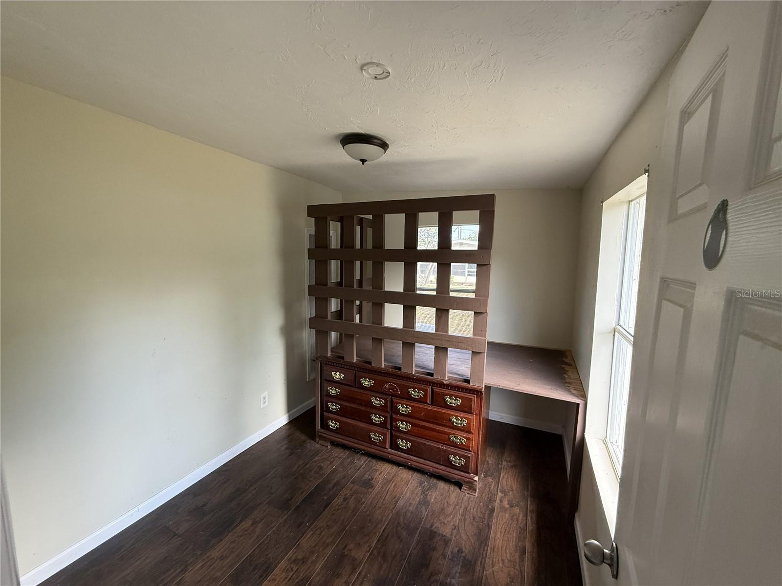 N A REYNOLDS RESUBDIVIDED - Residential