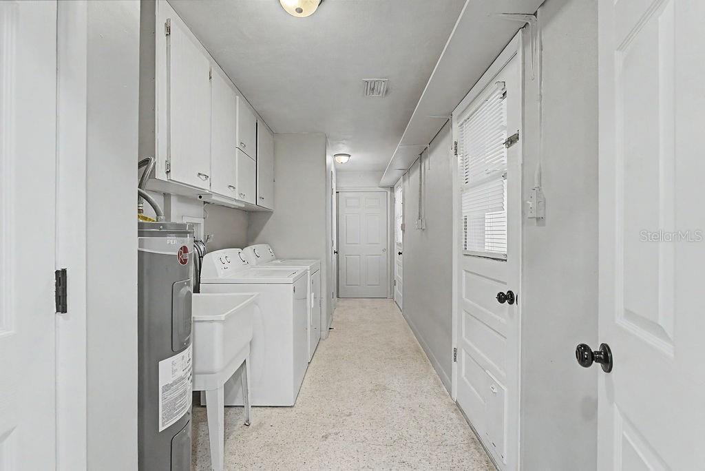 BEVERLY HILLS UNIT 02 - Residential