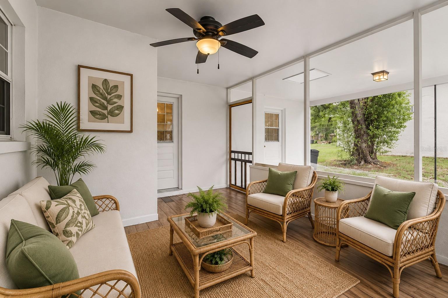 BEVERLY HILLS UNIT 02 - Residential
