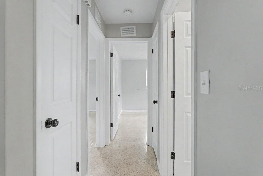 BEVERLY HILLS UNIT 02 - Residential