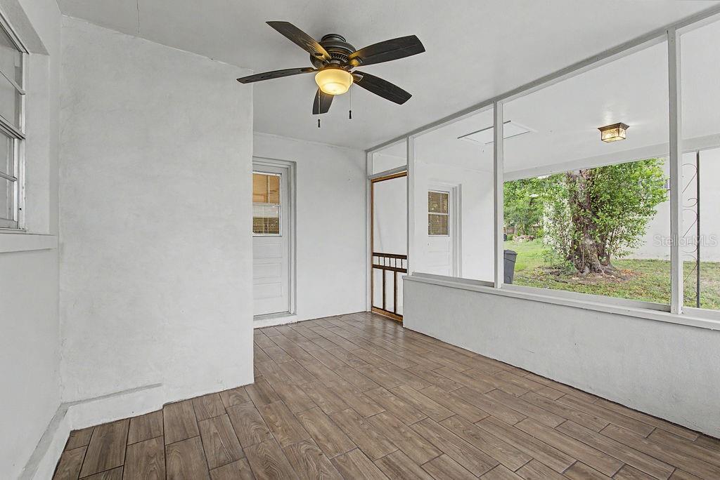 BEVERLY HILLS UNIT 02 - Residential