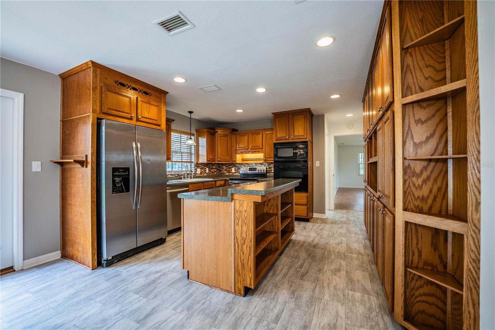 MOUNT VIEW #2 - Residential