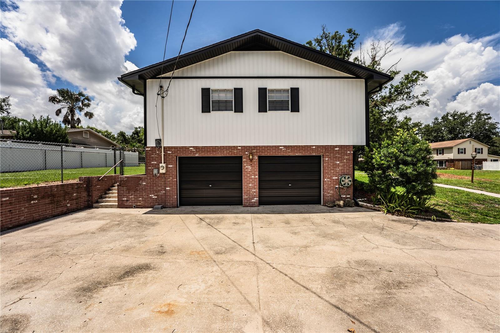 MOUNT VIEW #2 - Residential
