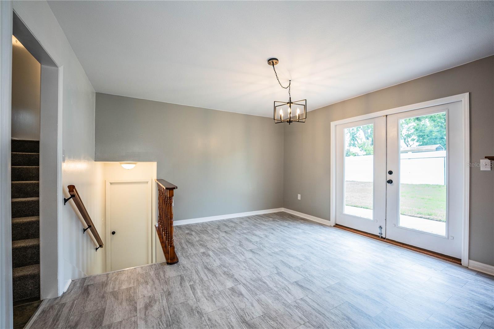 MOUNT VIEW #2 - Residential