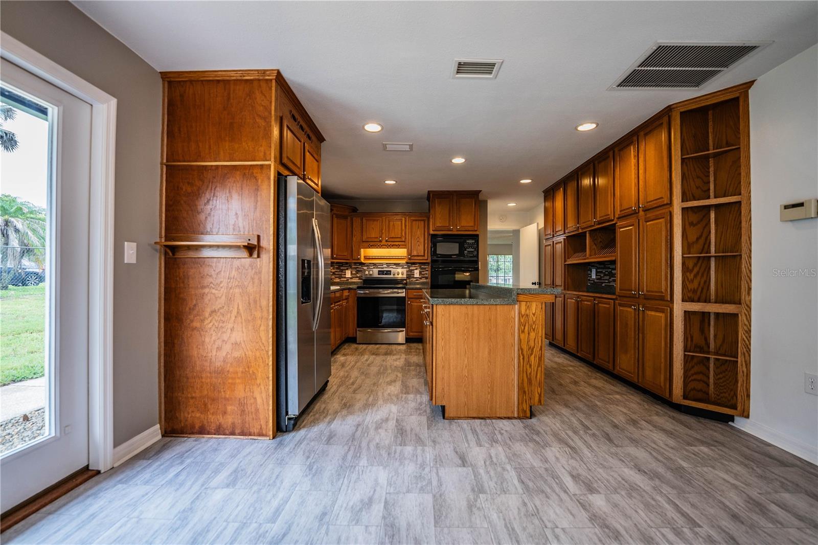 MOUNT VIEW #2 - Residential