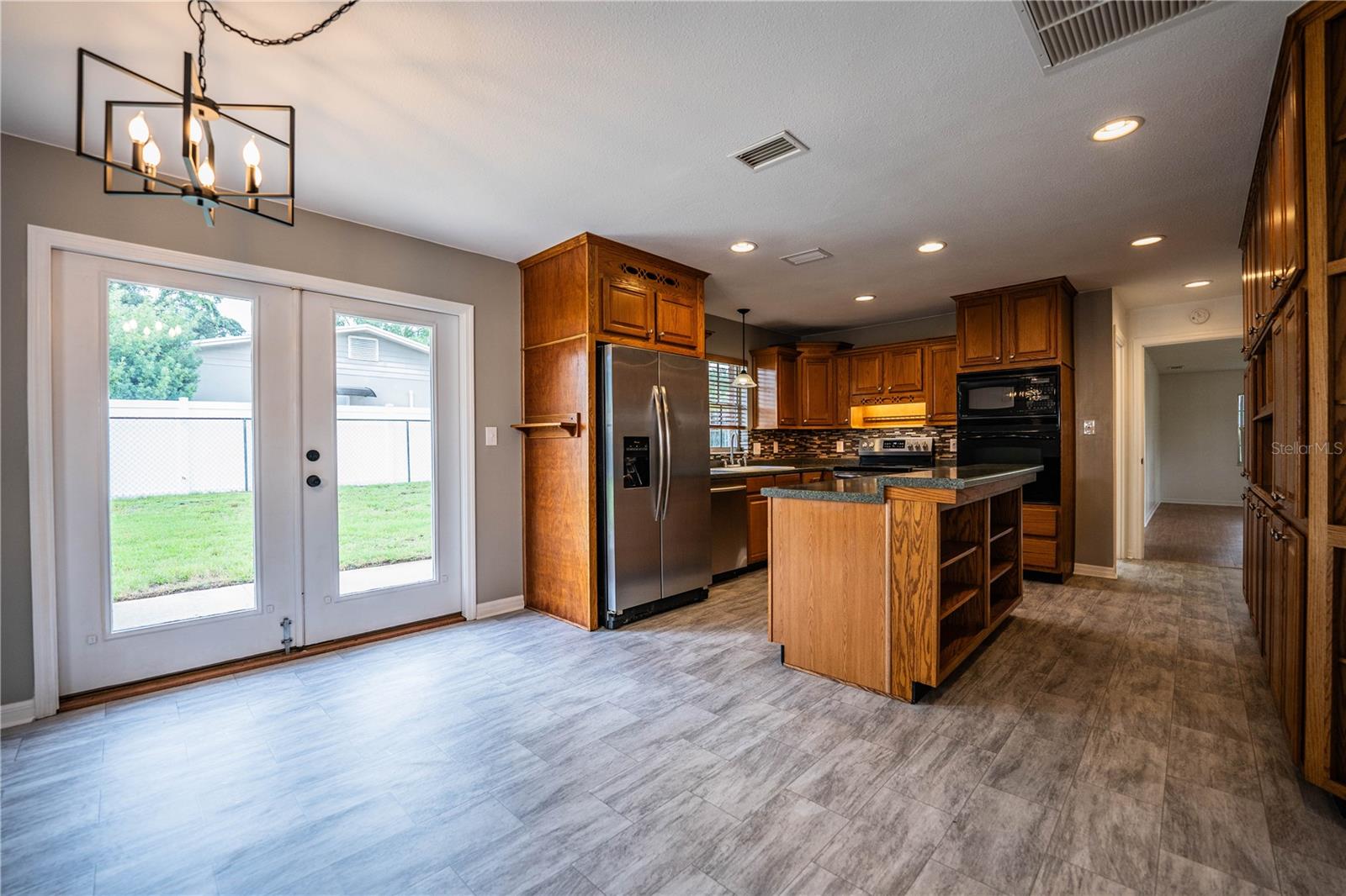 MOUNT VIEW #2 - Residential